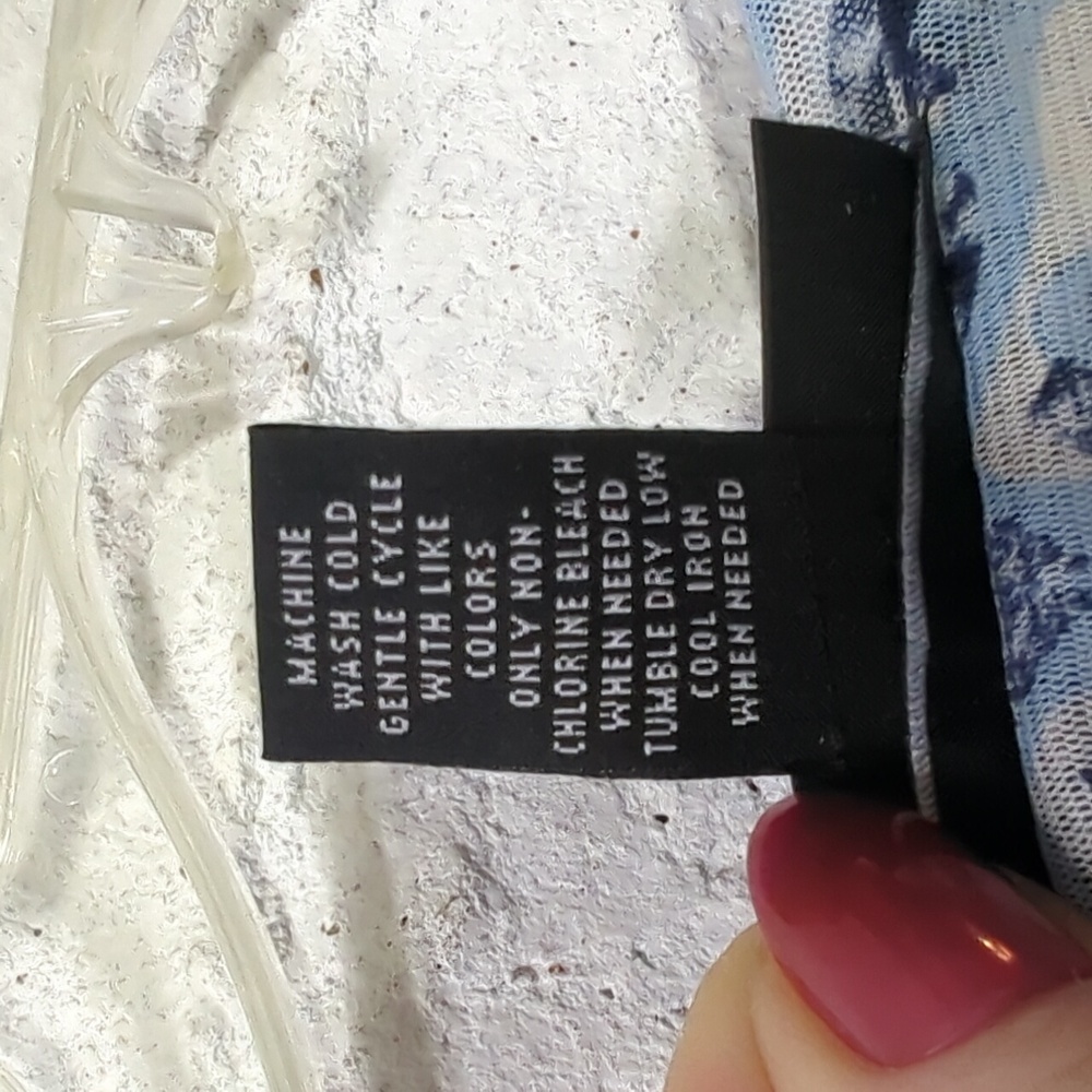 Vintage Y2K Mesh Top - Picture 8 of 8